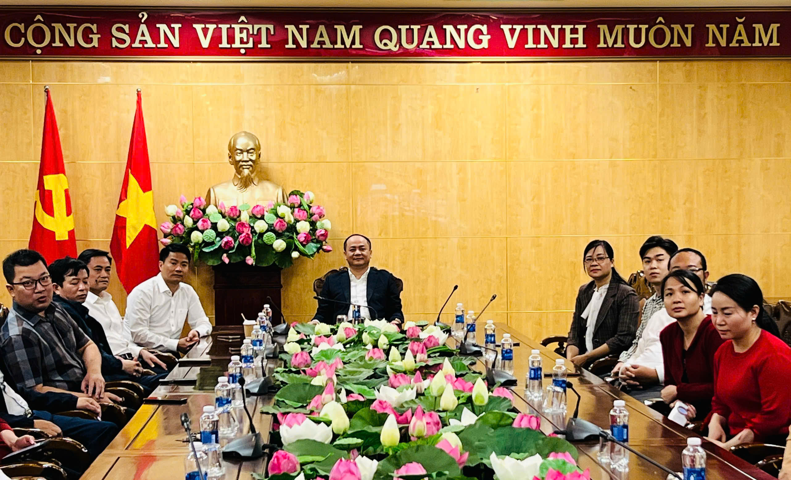 anh tin bai